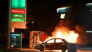 Brasilia: seguidores de Jair Bolsonaro causaron destrozos e intentaron ingresar a la sede de la Policía Federal