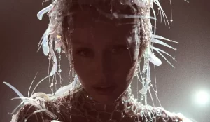 Álbum Something Beautiful de Miley Cyrus: Una celebración