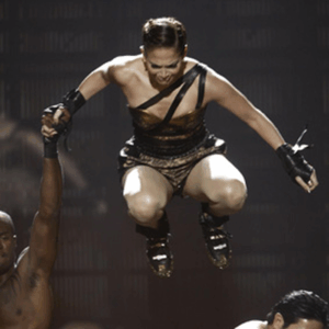 Jennifer Lopez lesión: Nuevos detalles sobre los AMAs 2025