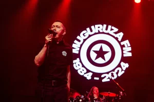 Fermín Muguruza en Chile: Una Noche de Música y Lucha