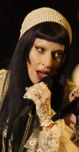 Lady Gaga Tudum 2025: Actuación Teatral que Sorprende