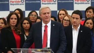 José Antonio Kast critica al Gobierno por terrorismo en Chile